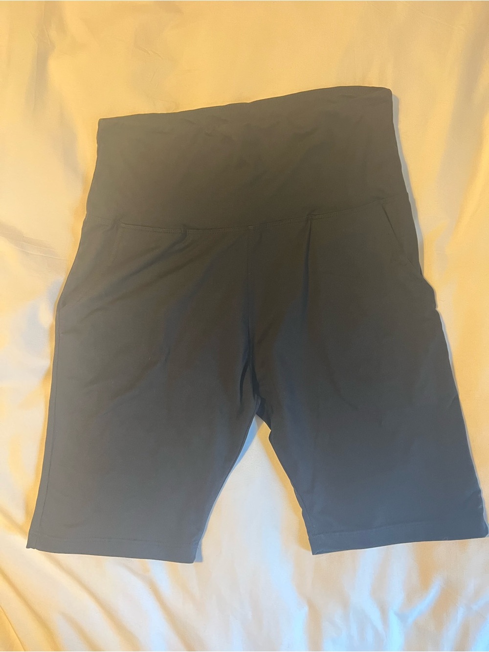 5 Pack of High-Rise Black Bike Shorts with Secure Side Pockets - Picture 4 of 8